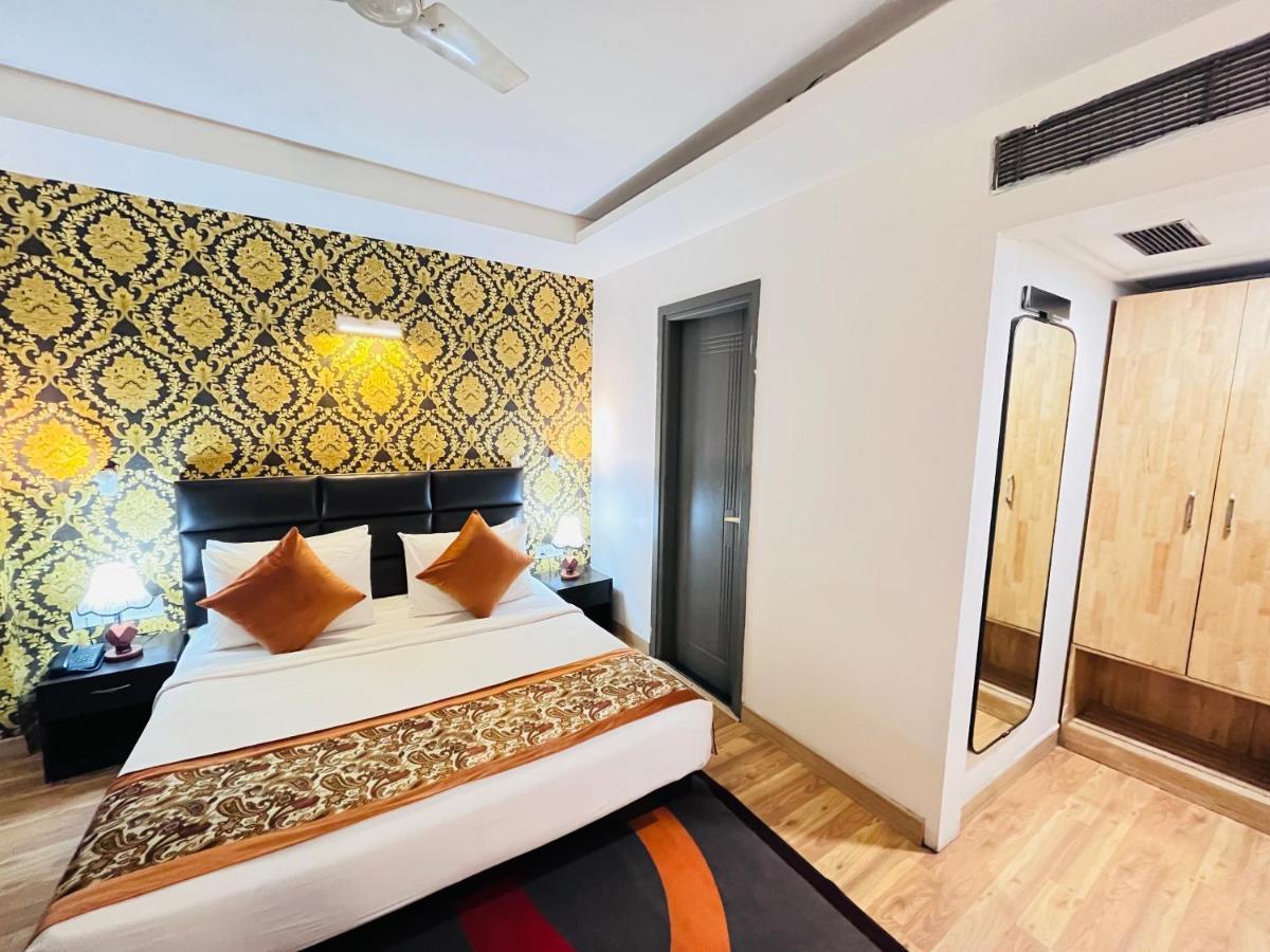 Hotel At Residency Kaushambi Couple Friendly Ghaziabad Exterior photo